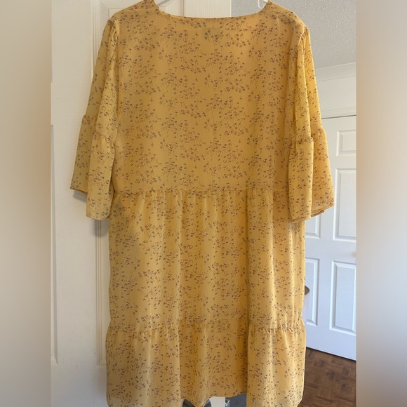 Park & Fifth Rennie Mini Dress in Fields of Gold - Picture 3 of 5